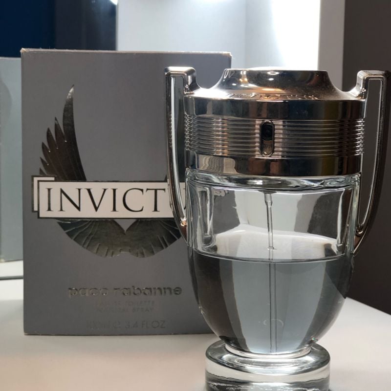 02 - 4 PERFUMES (Invictus + Sauvage + 1million + 212 Vip Black)