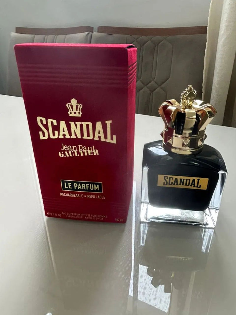 09 - 4 PERFUMES + 1 REGALO (Scandal+one million+vip black+bvulgari + perfumero)