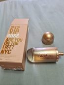 16- 4 PERFUMES + 1 REGALO (Yara+212 vip rose+jadore+lady million + perfumero)