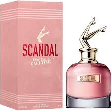 20- KIT 4 PERFUMES + 1 REGALO (Scandal dama+haramain+yara+delina)